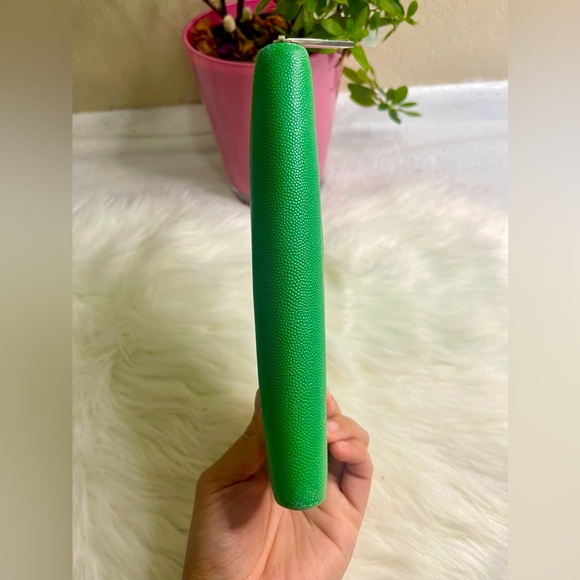 Full Inclusion Chanel Caviar Wallet - Picture 5 of 16